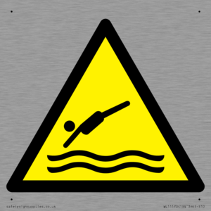 W507 Warning: Diving area